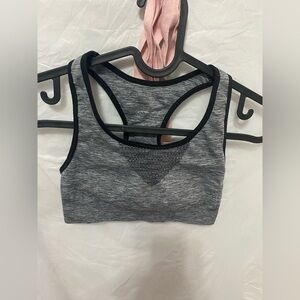 Gray Heathered Racerback Sports Bra - Mesh Detail - Size XS/SP APRROX *